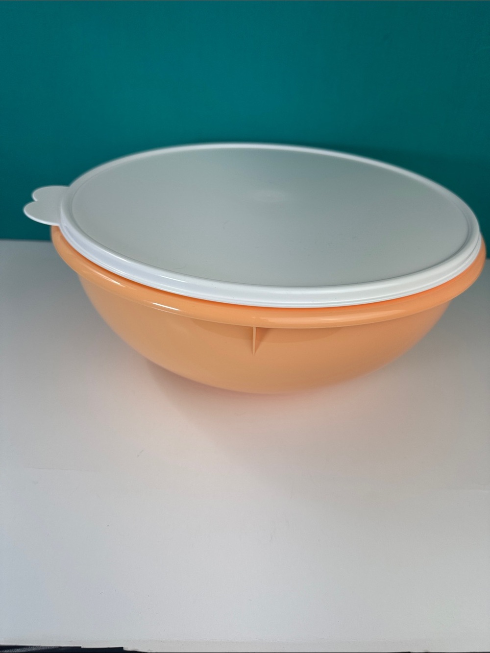 Tupperware Fix n mix Bowl 26 Cup Cake Bowl Orange Taffy With White Seal New 6.2L